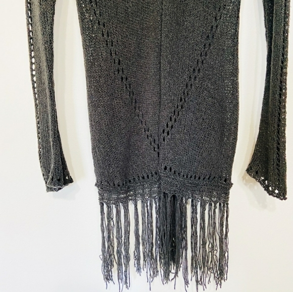 Daytrip Grey Cardigan / Duster with Fringe Hem - Picture 4 of 6